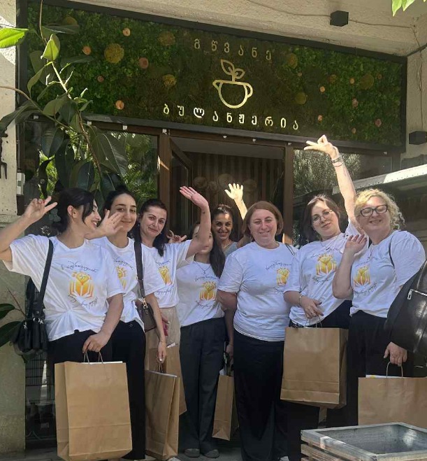 მთავარი ფოტო - ექსტრაკურიკულური აქტივობა