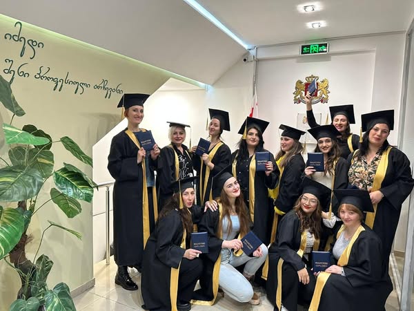 ☀️☀️☀️ პროფესიული საგანმანათლებლო პროგრამის ,,საექთნო საქმე" კურსდამთავრებულები (2023 წლის გამოშვება)